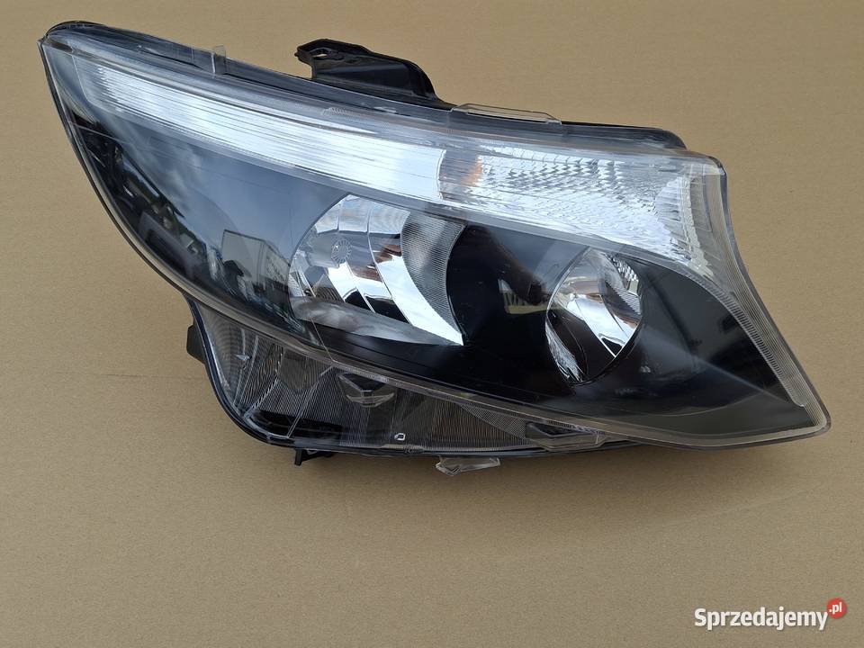 MERCEDES VITO VKLASA W447 REFLEKTOR PRAWY LAMPA osobowe Bieleń