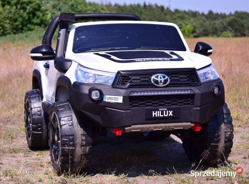 ORYGINALNA TOYOTA HILUX 2X12V10AH W WALIZCE Toruń sprzedam