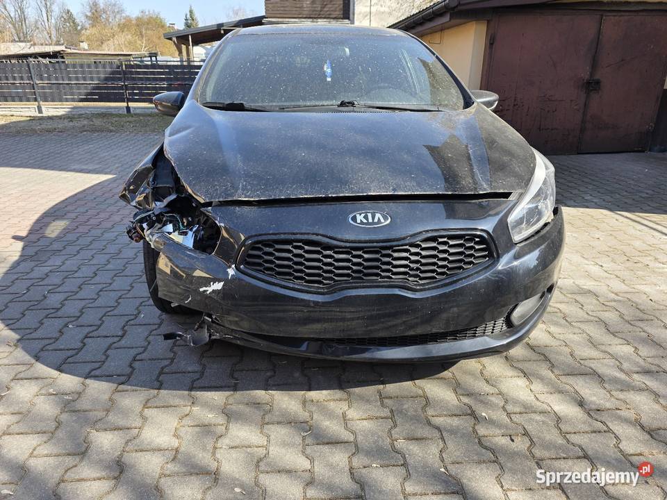 Kia Ceed KIA CEED 16crdi 2013r uszkodzony manualna
