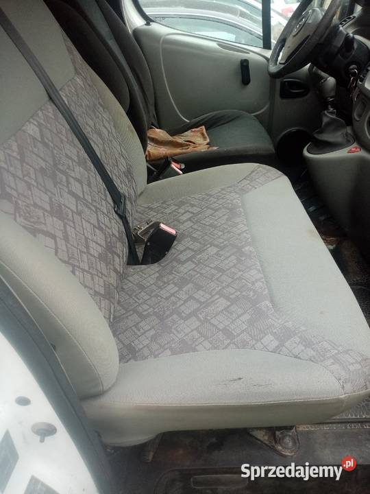 opel vivaro trafic 19 dti Niedrzwica Duża
