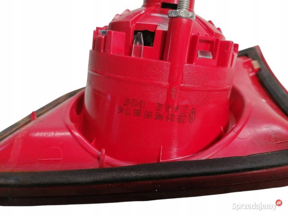 LAMPA LEWA TYLNA TYŁ KLAPY VW PASSAT B6 KOMBI