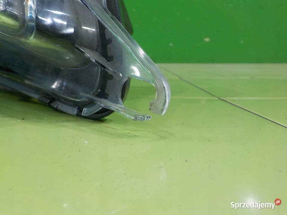 OPEL ASTRA J GTC 14T 16r 3D lampa prawa przod Suków