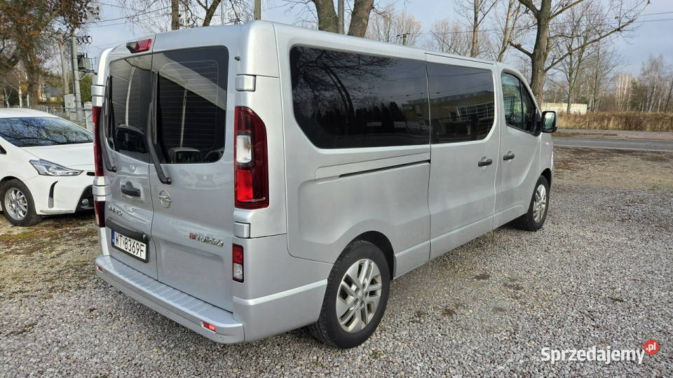 Opel Vivaro 16 CDTI140 8osób Long Skrzydła