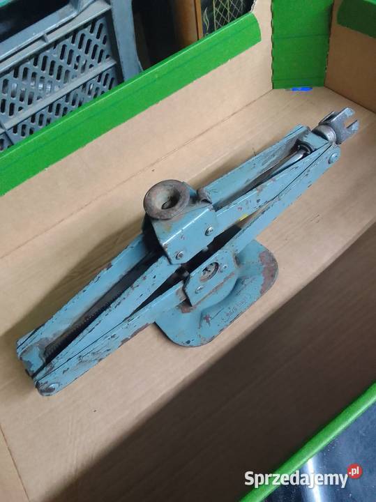 Kultowa Dacia 1300 1310 PRL podnośnik nożycowy Kraków