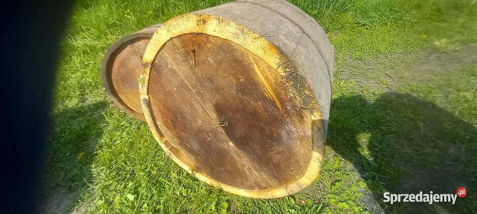 Stara beczka drewniana donica dzieża dłubanka Mniszew sprzedam