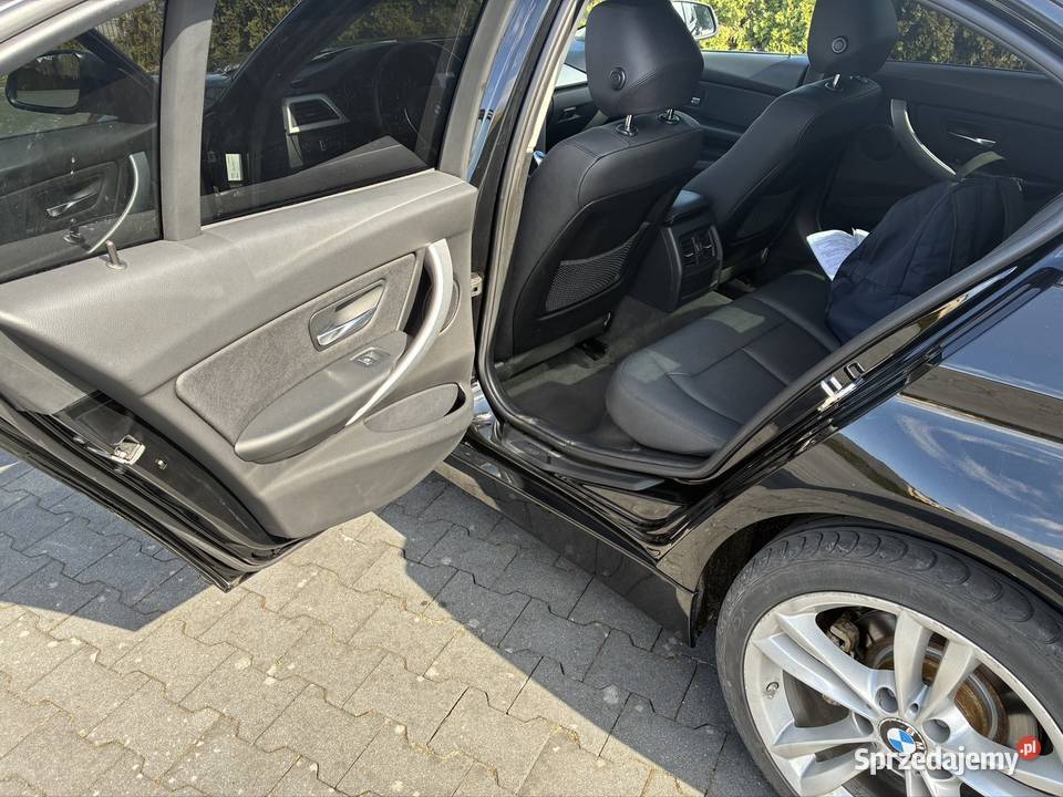 BMW F30 316d skóra