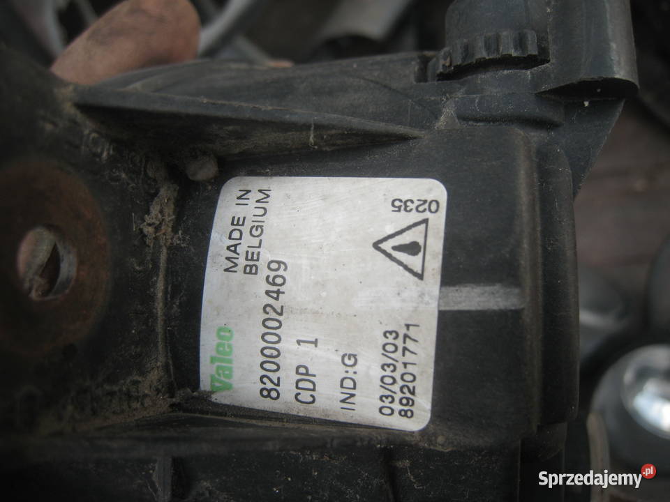 Lampa przeciwmgielna halogen Renault Clio II