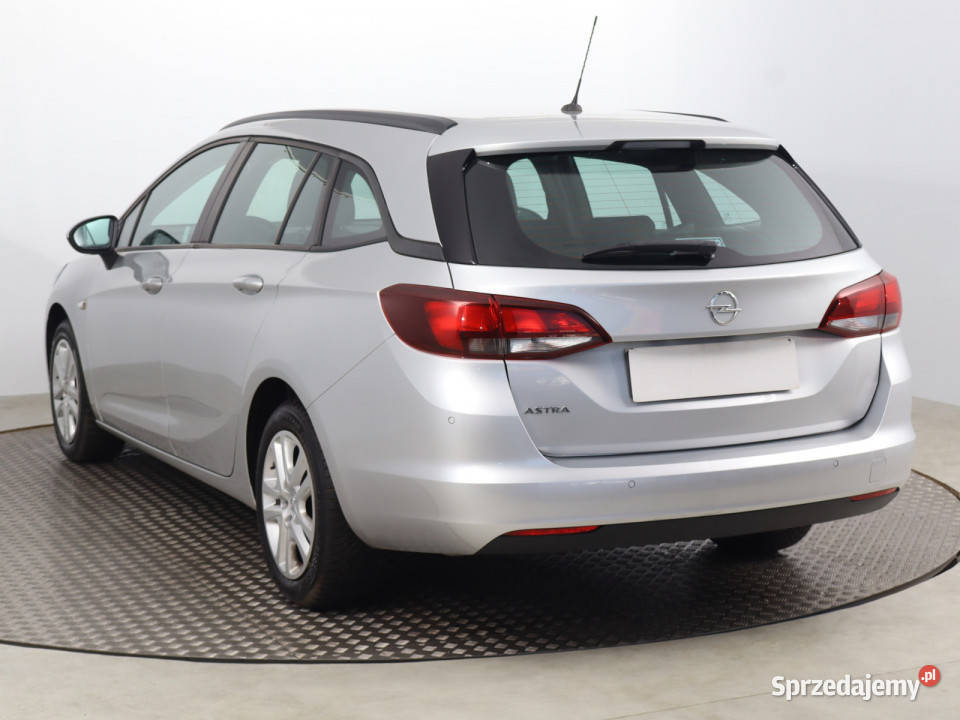 Opel Astra 12 Turbo klimatyzacja dolnośląskie Bielany Wrocławskie