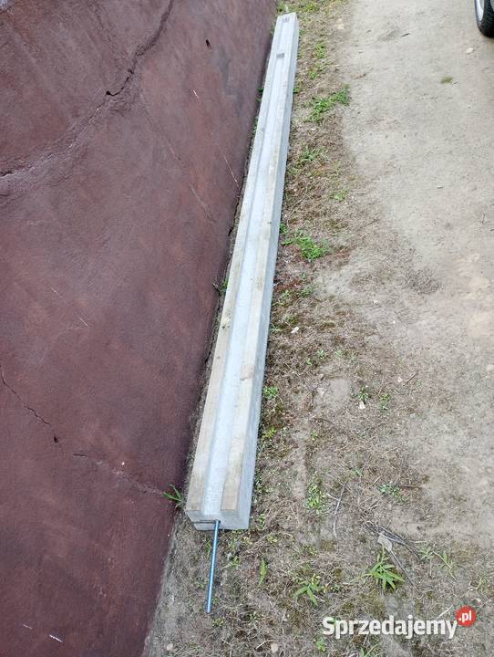 Słup betonowy że szpilką dolnośląskie Skalice
