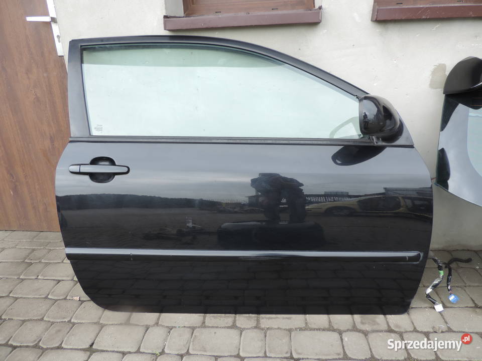 TOYOTA COROLLA E12 3D DRZWI PRAWE PRZEDNIE 209 Nowy Sącz