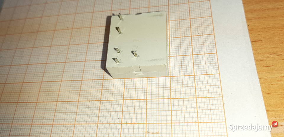 Przekaźnik RP51 6V 250V6A ZP ŻARY A40 17 Czechowice-Dziedzice sprzedam