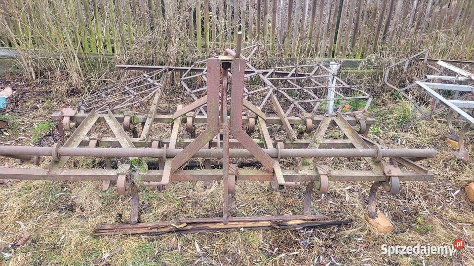 Kultywator z bronami Lipnica