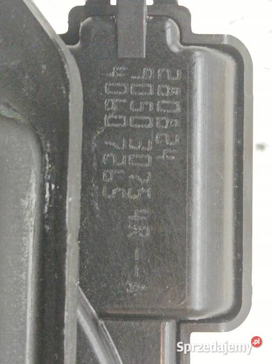 ZAMEK KLAPY BAGAŻNIKA 905030754R Dacia Duster sprzedam
