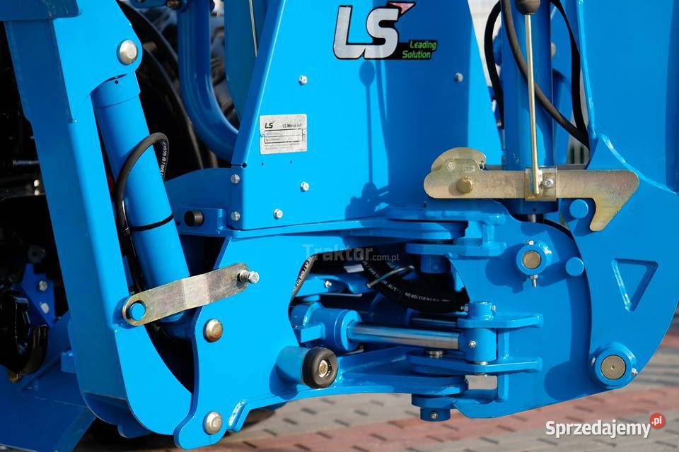 Koparka ciągnikowa LB2100 do traktora LS Tractor nieuszkodzony Tajęcina