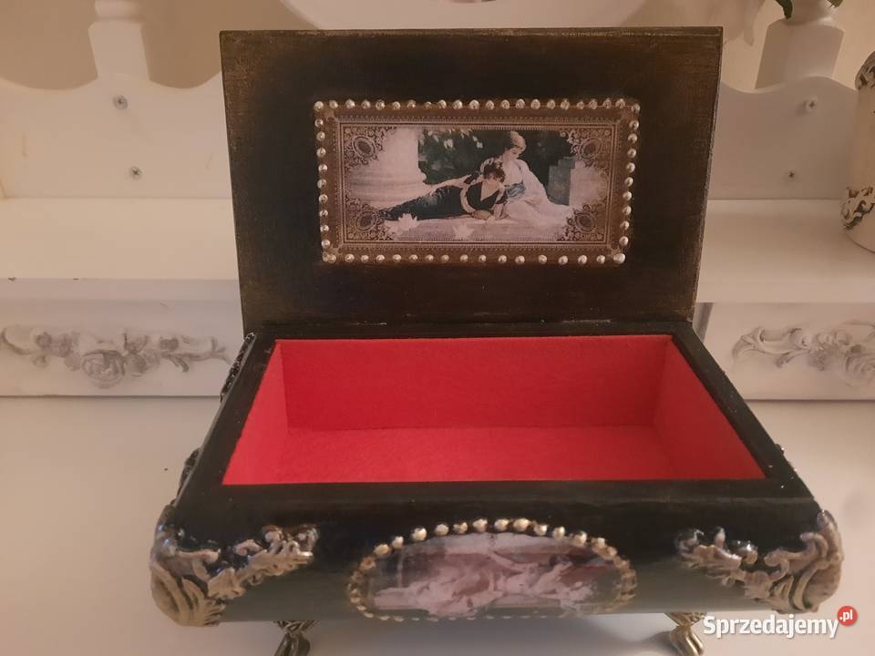 Stylowa szkatułka na biżuterięPomysł na prezent Kraków