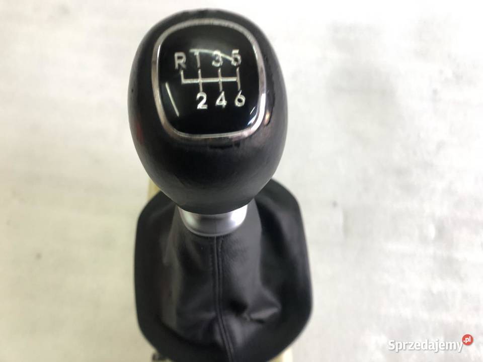 LEWAREK WYBIERAK BIEGÓW 437003U810 SPORTAGE III