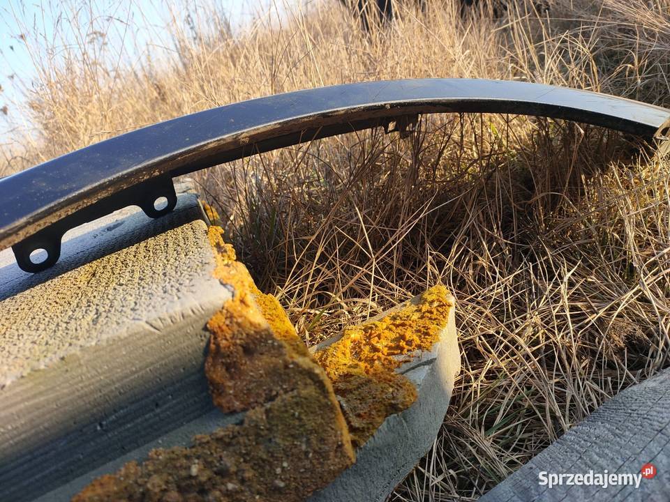 Błotnik przedni prawy Audi A4 B8 LZ7L osobowe