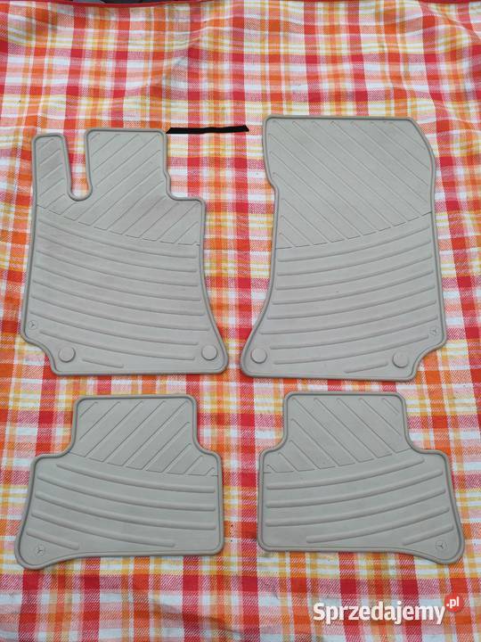 Oryginalne dywaniki gumowe Mercedes W212 S212 Bolewice