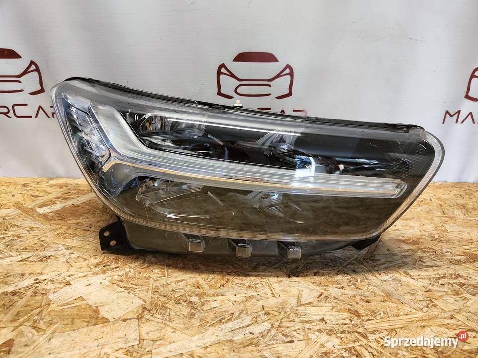 Lampa Prawy Przód Przednia Prawa Volvo XC40 XC Pleszew