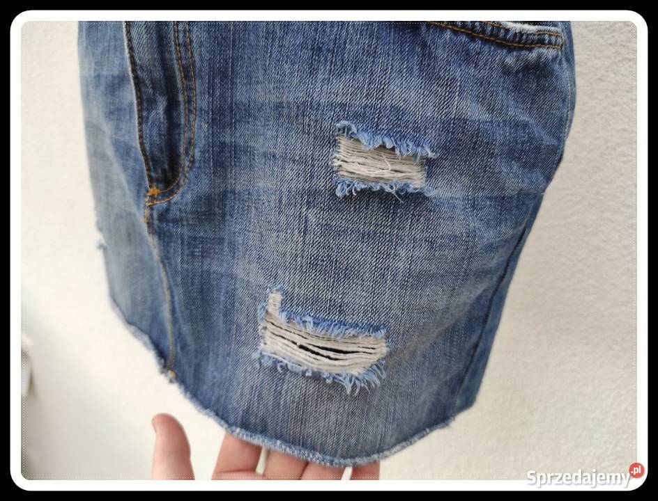HM Mini krótka spódnica jeansowa z przetarciami Rozmiar 40(L) Płock