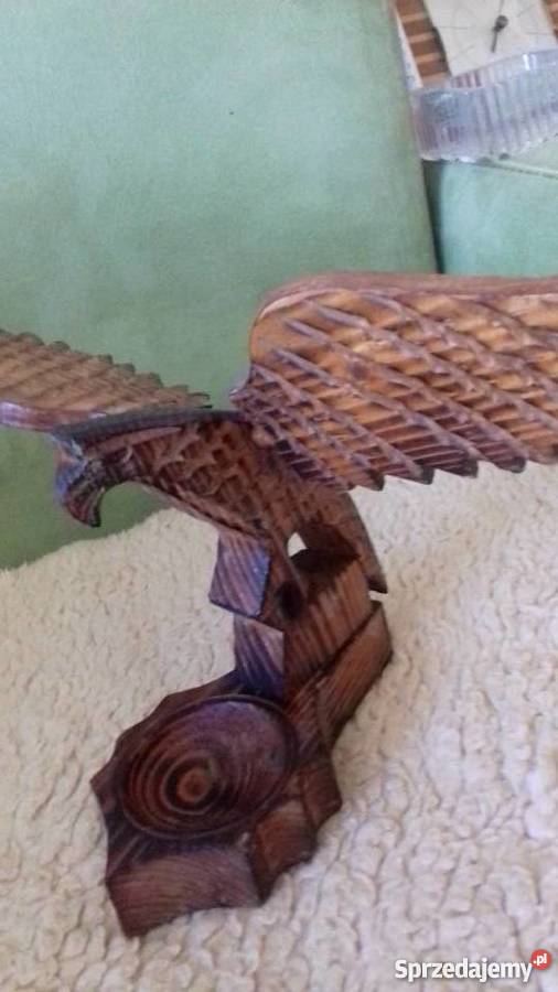 rzeźba ORZEŁ Warszawa