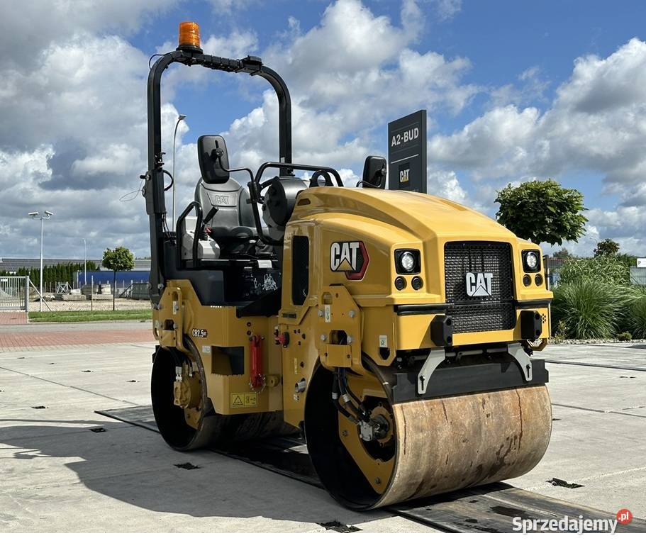 WALEC DROGOWY CATERPILLAR CB25 GC wielkopolskie Tuliszków