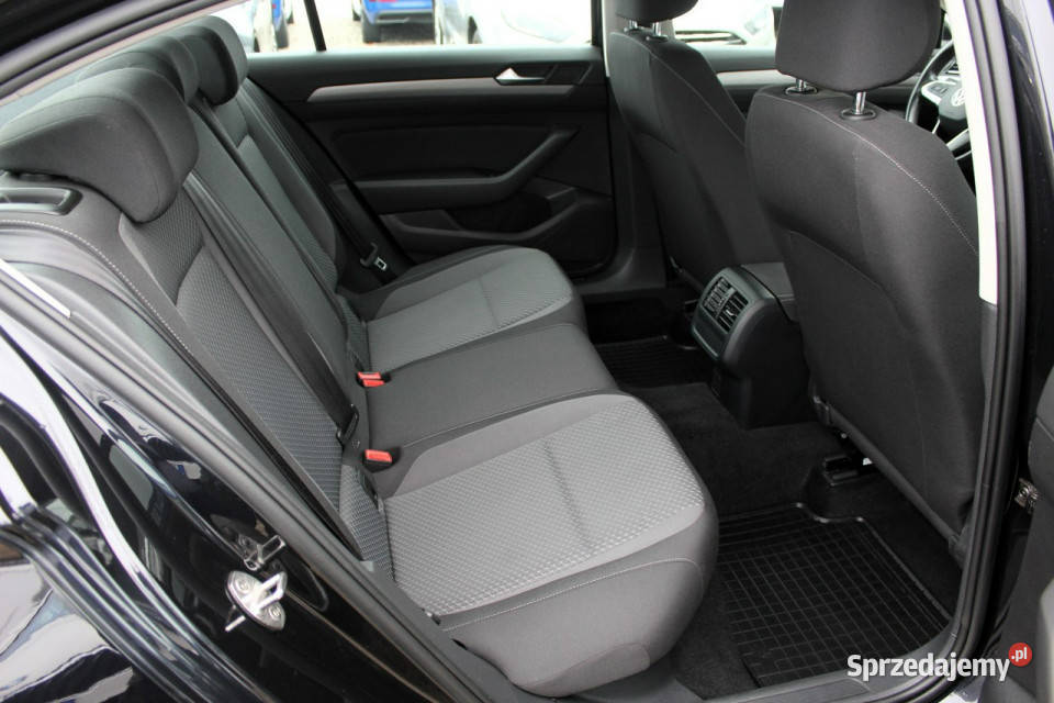 Volkswagen Passat SalonPL FV23 15TSI 150 Android tempomat Sokołów