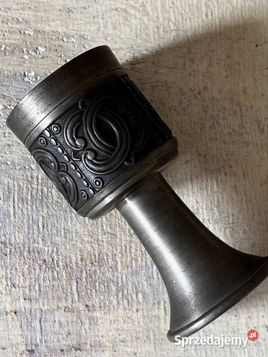 Kielich z cyny na nóżce Miasteczko Śląskie