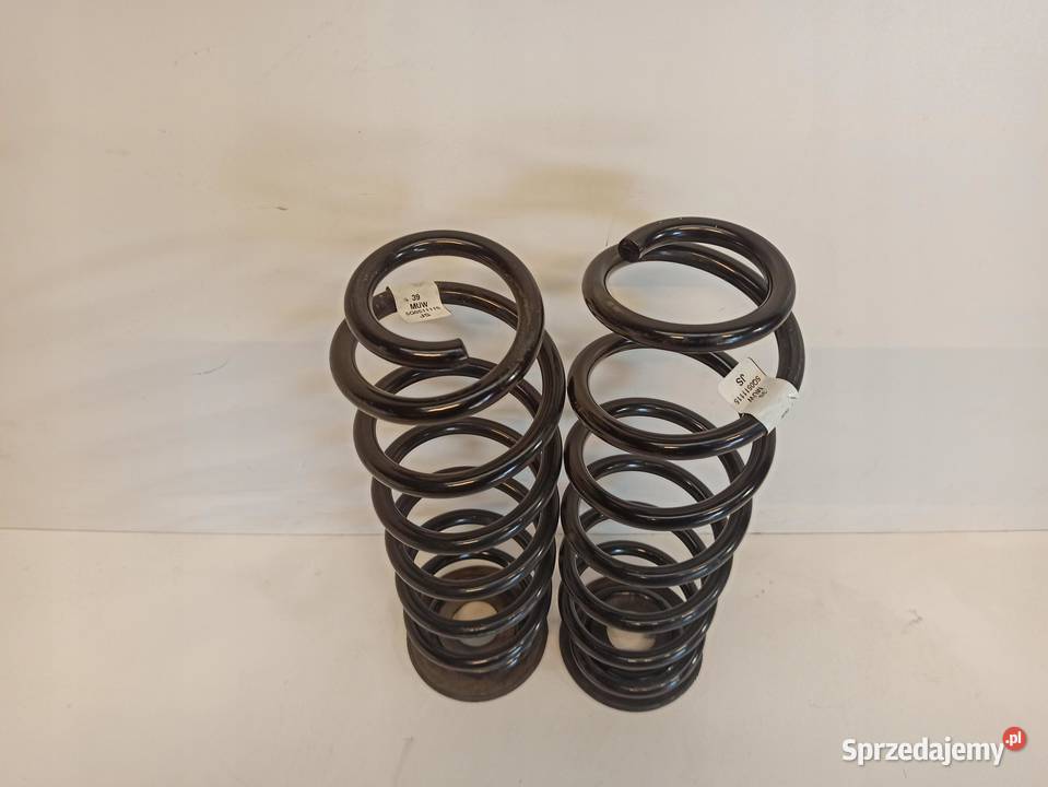 SPRĘŻYNY TYŁ GOLF VII 5Q0511115JS sprzedam