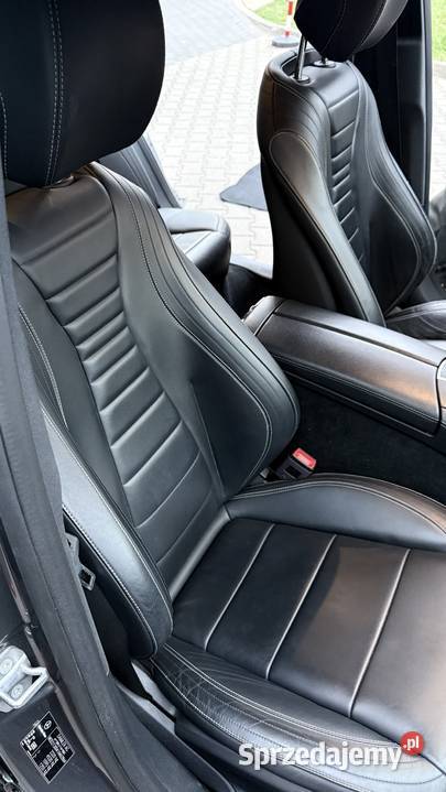 MercedesBenz Klasa E 220 d 9GTRONIC AMG Line nieuszkodzony