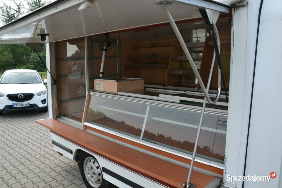Citroen Jumper sklep food truck witryna pieczywo Citroën Kęty