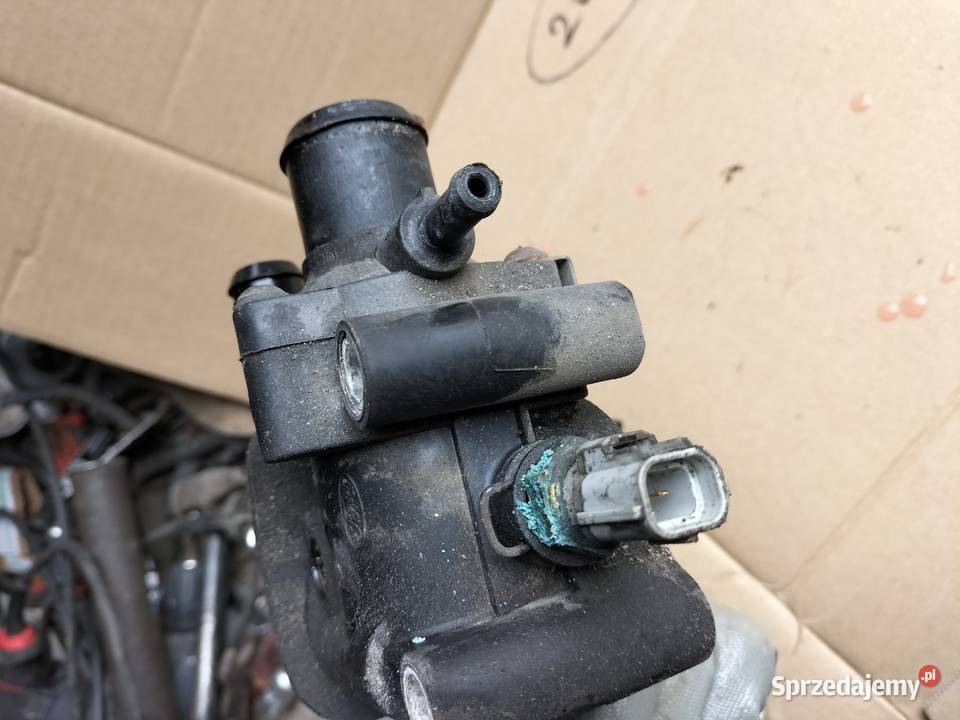 FORD MONDEO MK2 20 OBUDOWA TERMOSTATU TERMOSTAT Kamień-Kolonia