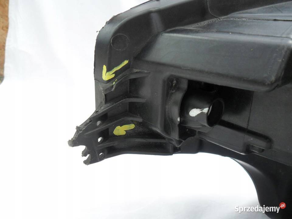 Volvo S60 V60 reflektor prawy przedni lampa