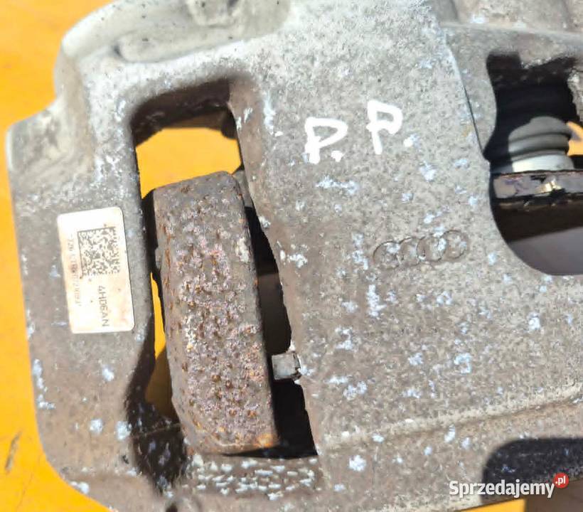 AUDI A8 D4 ZACISK HAMULCOWY PRAWY PRZÓD 4H06AN Rok produkcji 2018 Radom