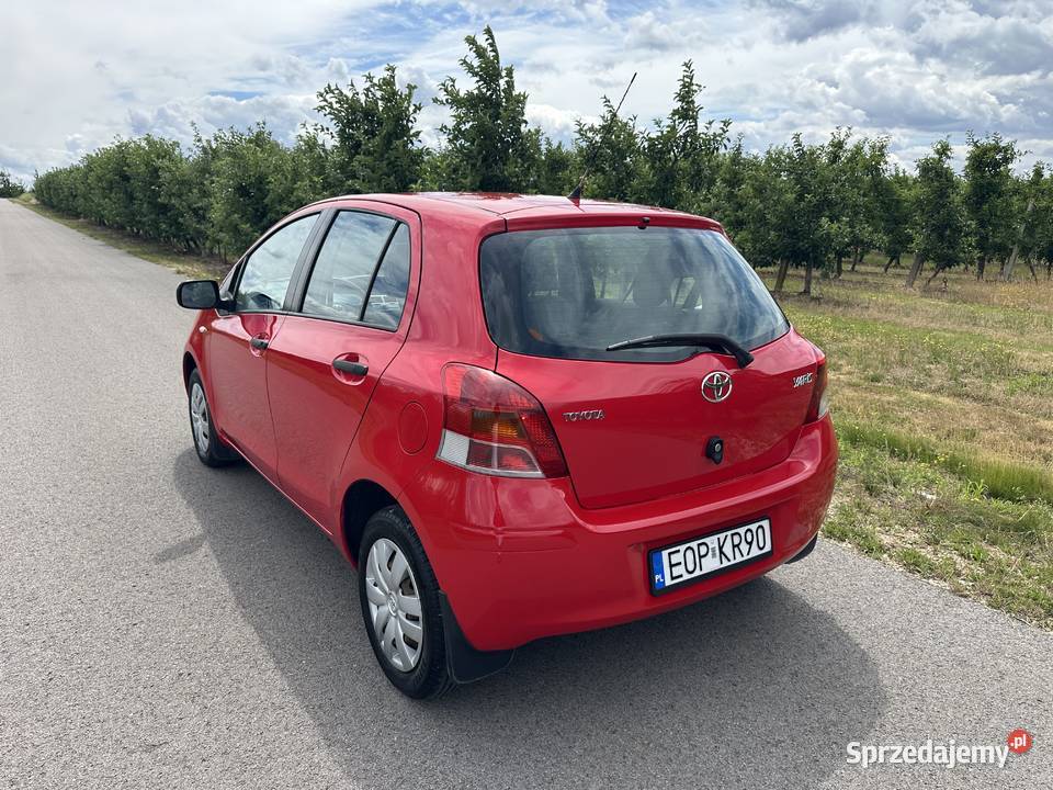 Toyota Yaris II 10 Benzyna 2009 Salon Polska Mogielnica