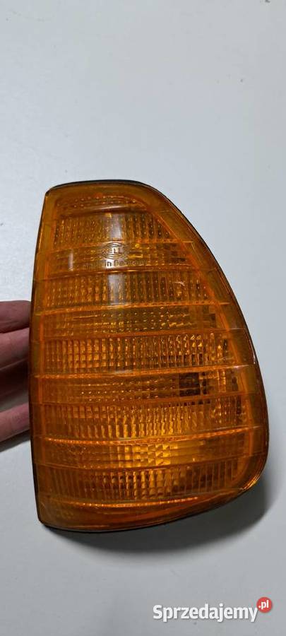 Kierunkowskaz lewy HELLA Mercedes W123 osobowe Luzino sprzedam