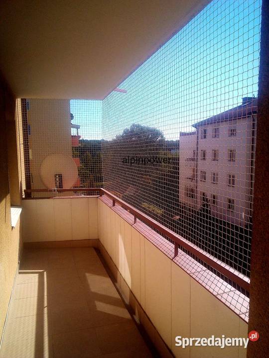 Siatki zabezpieczające balkon kota Montaż Warszawa
