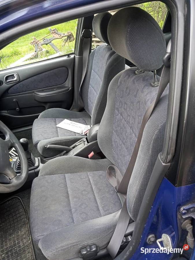Wnętrze Fotele Kanapa Corolla E11 Hatchback 5D Sandomierz