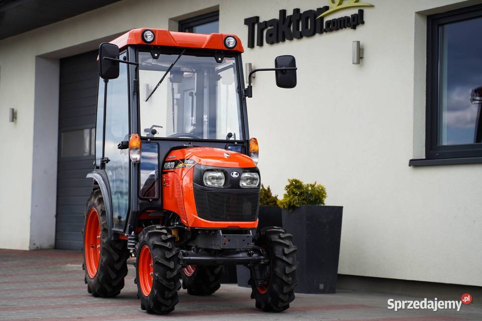 Kubota B2441 NeoStar 4x4 24 CAB Napęd 4x4