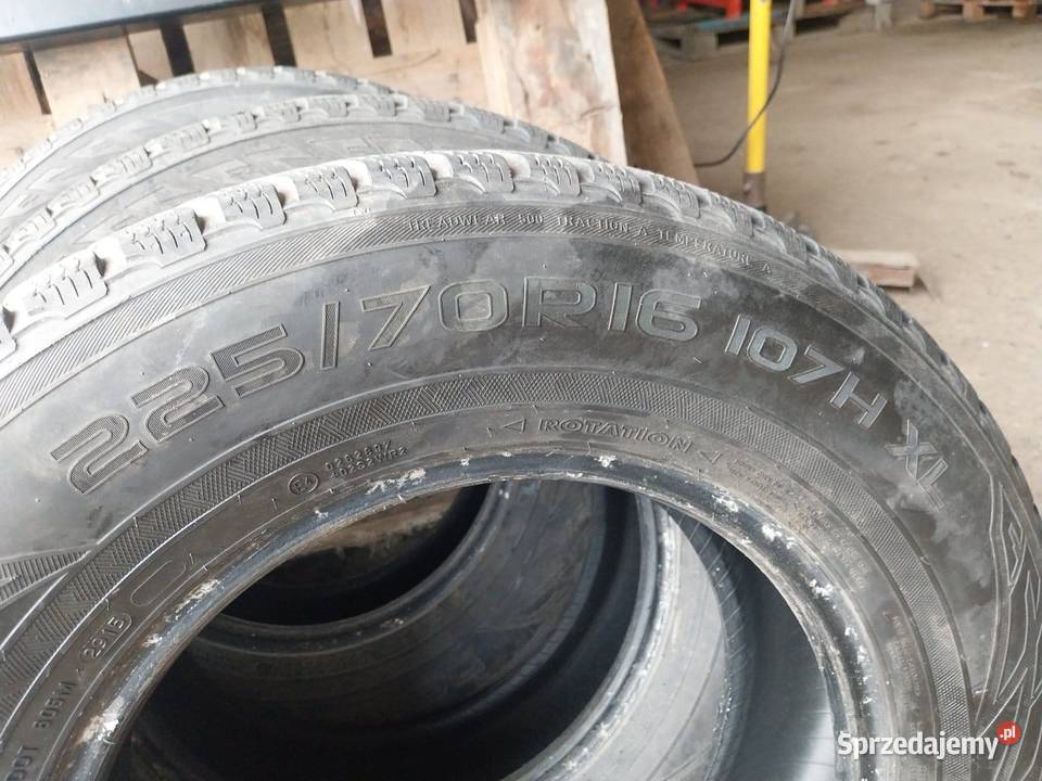 opony Nokian WR SUW3 22570r16 zima 3 70 Samochodowe