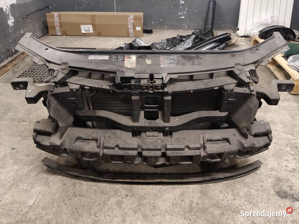 Pas przedni Volkswagen Passat B6