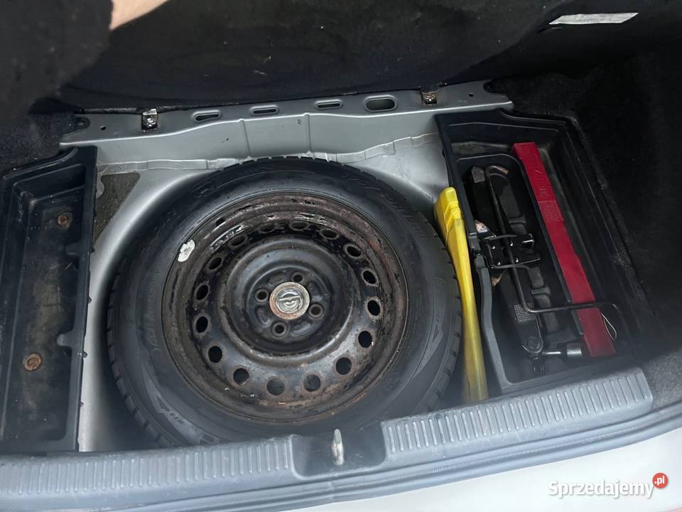 Toyota Corolla 18 VVTLI TSport lepsza niż GTI i Bobrowniki