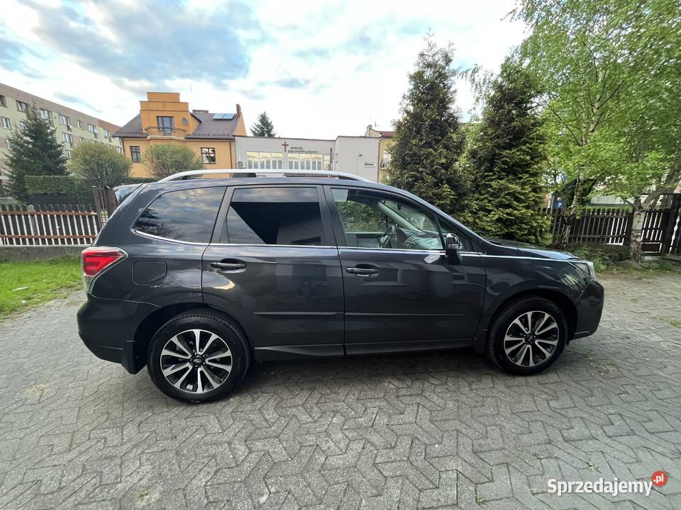Subaru Forester XT 20 benzyna Salon Polska Forester