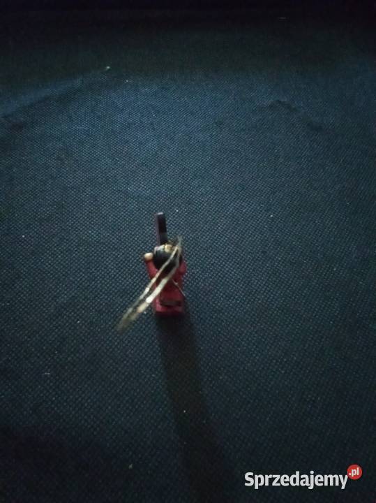 Zawieszka mały drewniany czerwony anioł na koniu Warszawa