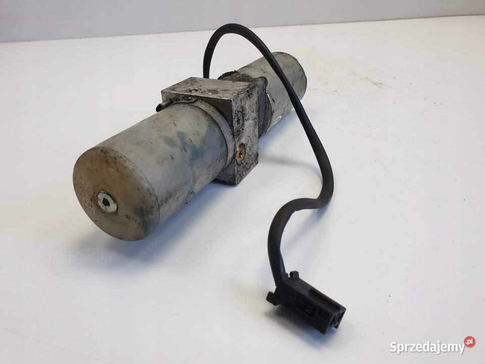 Mercedes C216 W216 POMPKA KLAPY BAGAŻNIKA Rudka