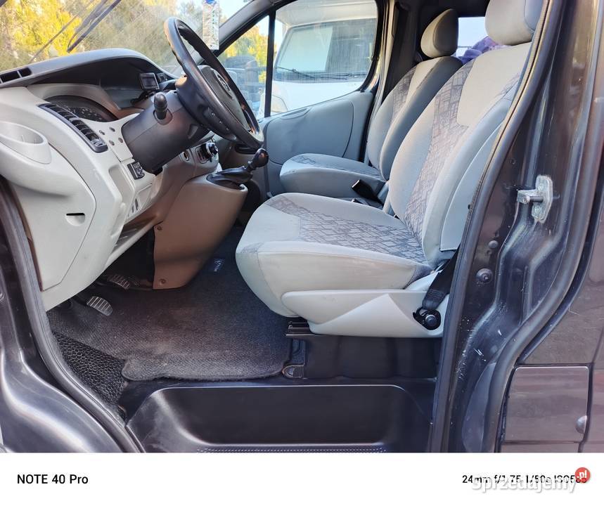 Opel Vivaro Westfalia Life Rok produkcji 2004 Wołów sprzedam