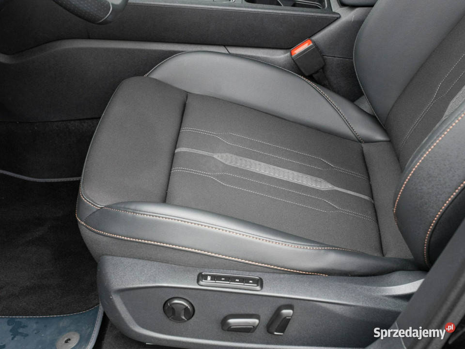 Cupra Leon Sportstourer WJ7948L20 TSI DSG relingi dachowe Pępowo