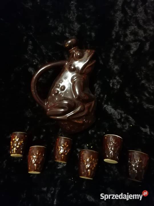 Zestaw ceramiczny do likieru Okres PRL Sosnowiec