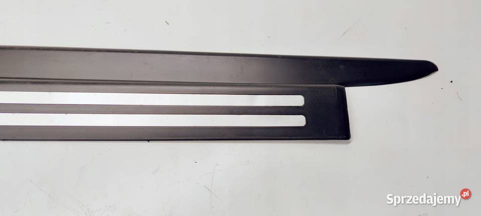 LISTWA PROGOWA PRAWA AUDI A4 B6 CABRIO 8H0853492 Przystajń