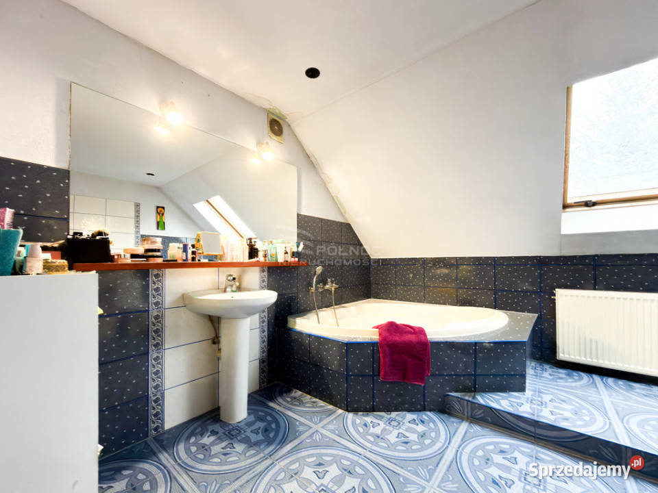 Dom 196 m w zielonej części miasta mieszkalny